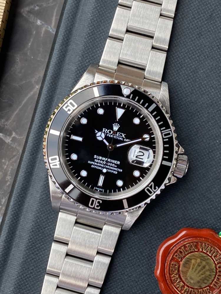 Featured image for Rolex Submariner 16610 Black 1999 with original box and papers2