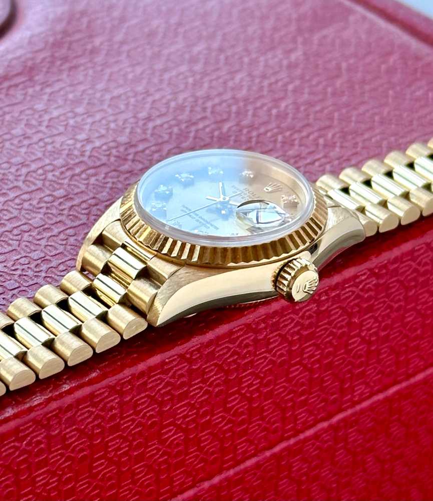 Image for Rolex Lady-Datejust "Diamond" 69178G Gold 1990 with original box and papers