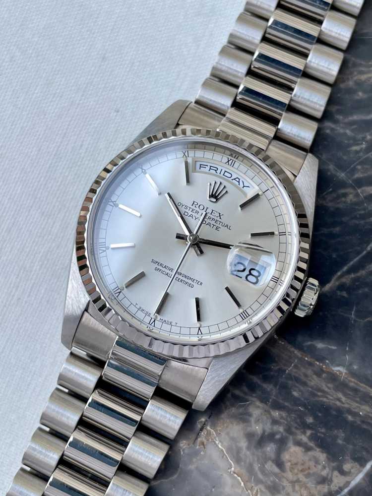 Image for Rolex Day-Date 18239 Silver 1990 with original box and papers