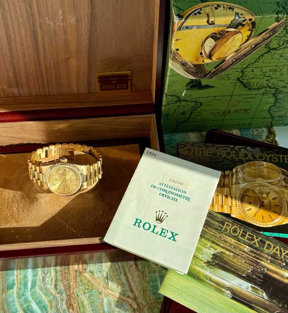 Image for Rolex Day-Date "Tapestry" 18238 Gold 1990 with original box and papers