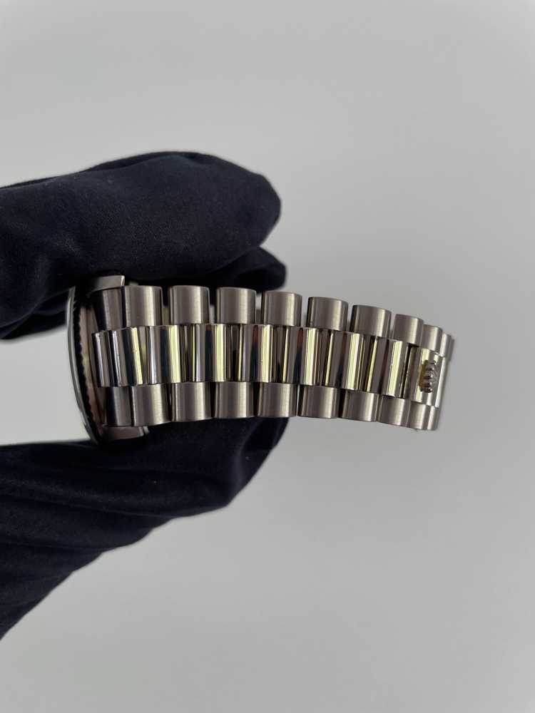 Detail image for Rolex Day-Date 18239 Black 1995 