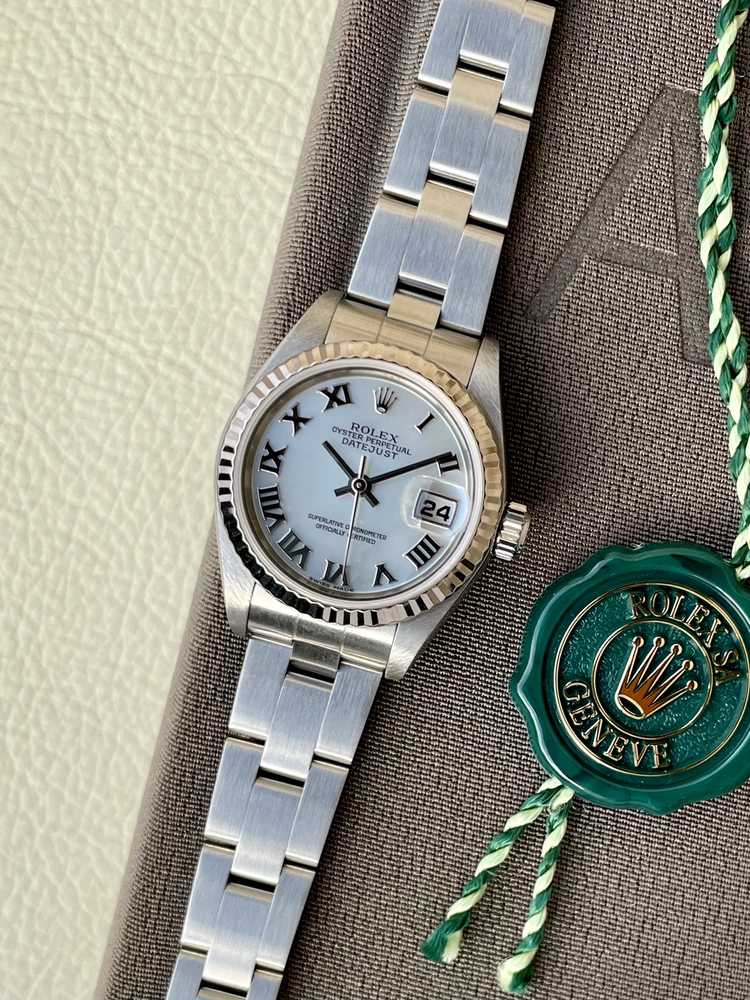 Current image for Rolex Lady Datejust "Mother of Pearl" 79174 Mother of Pearl 2002 with original box and papers