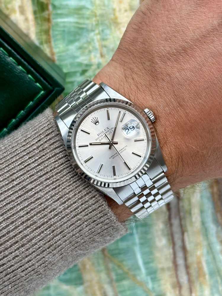 Wrist shot image for Rolex Datejust 16234 Silver 1991 with original box and papers 5