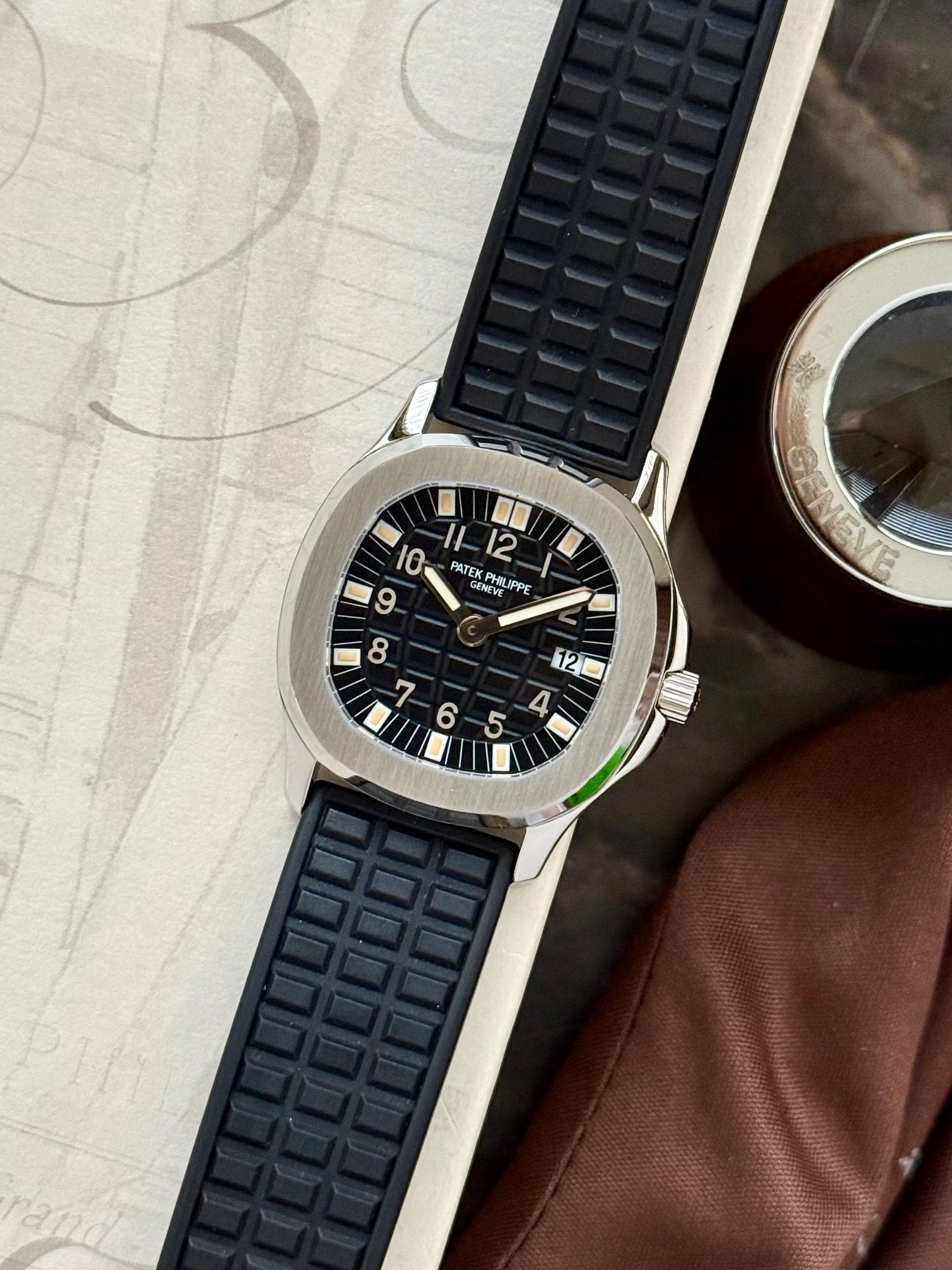 Patek Philippe Aquanaut 4960 Tropical 2002 with original box and