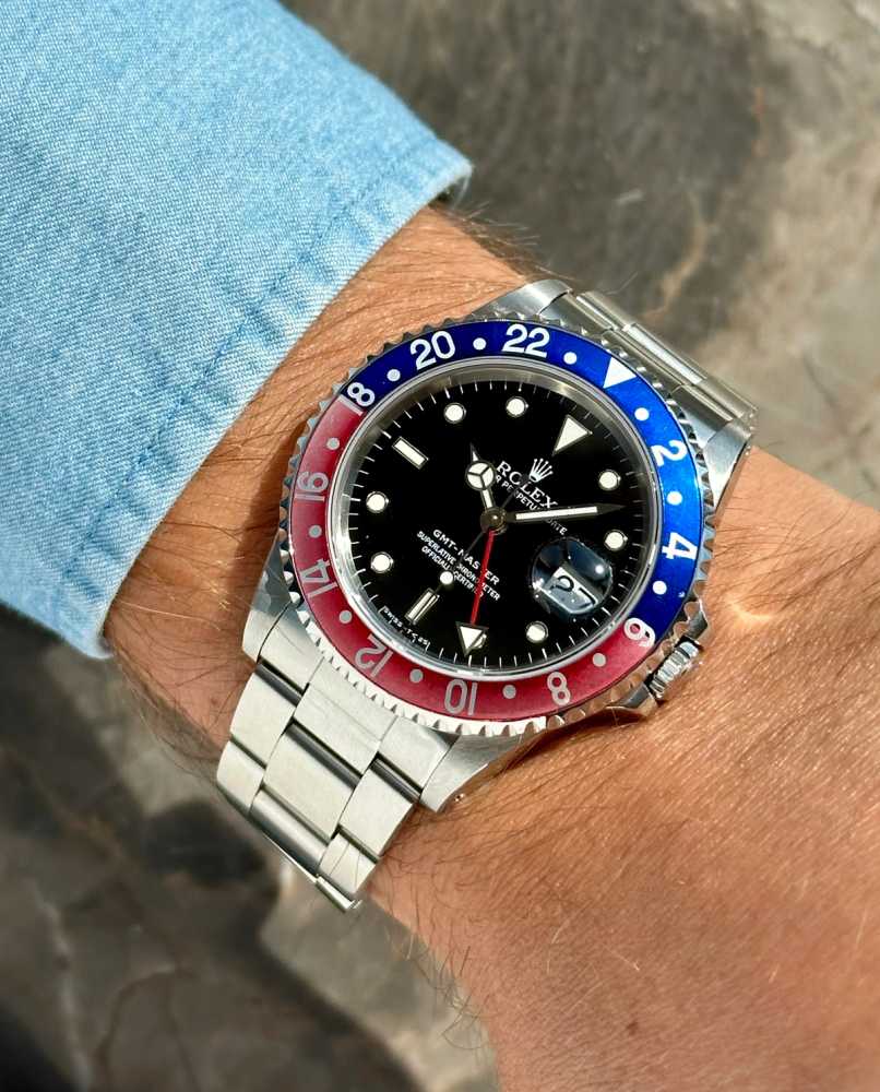 Wrist image for Rolex GMT-Master "Pepsi" 16700 Black 1990 2