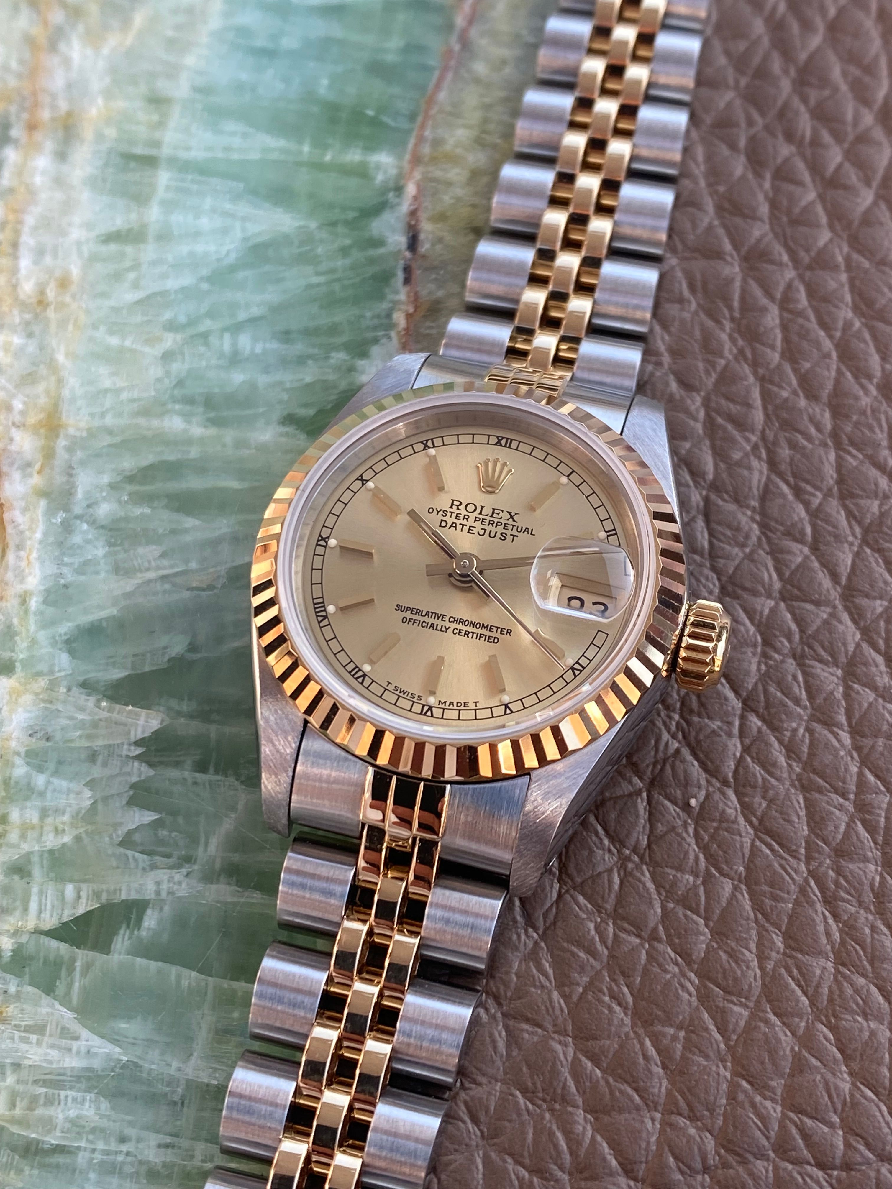Rolex Lady Datejust 69173 Gold 1989 with original box and papers