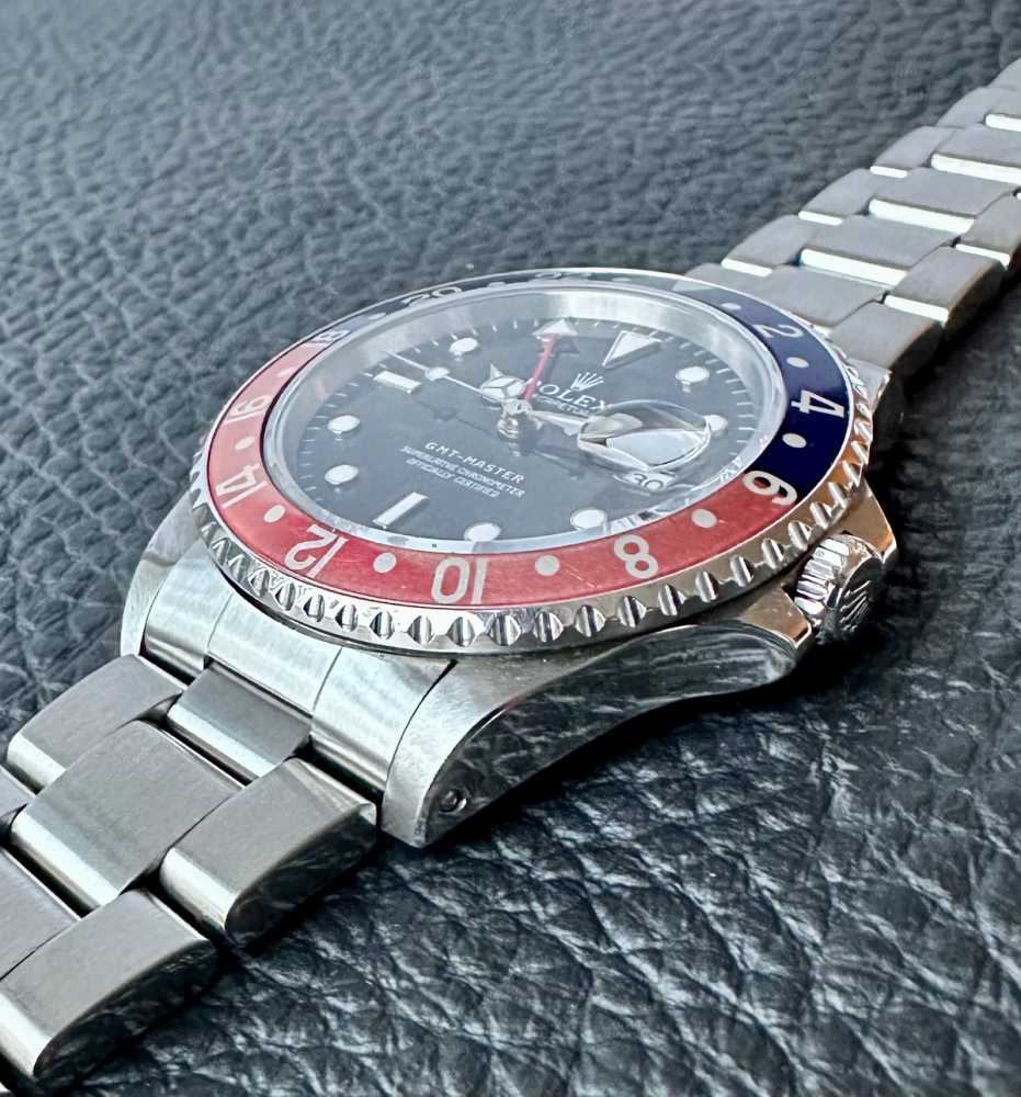 Detail image for Rolex GMT-Master 16700 Black 1996 with original box and papers