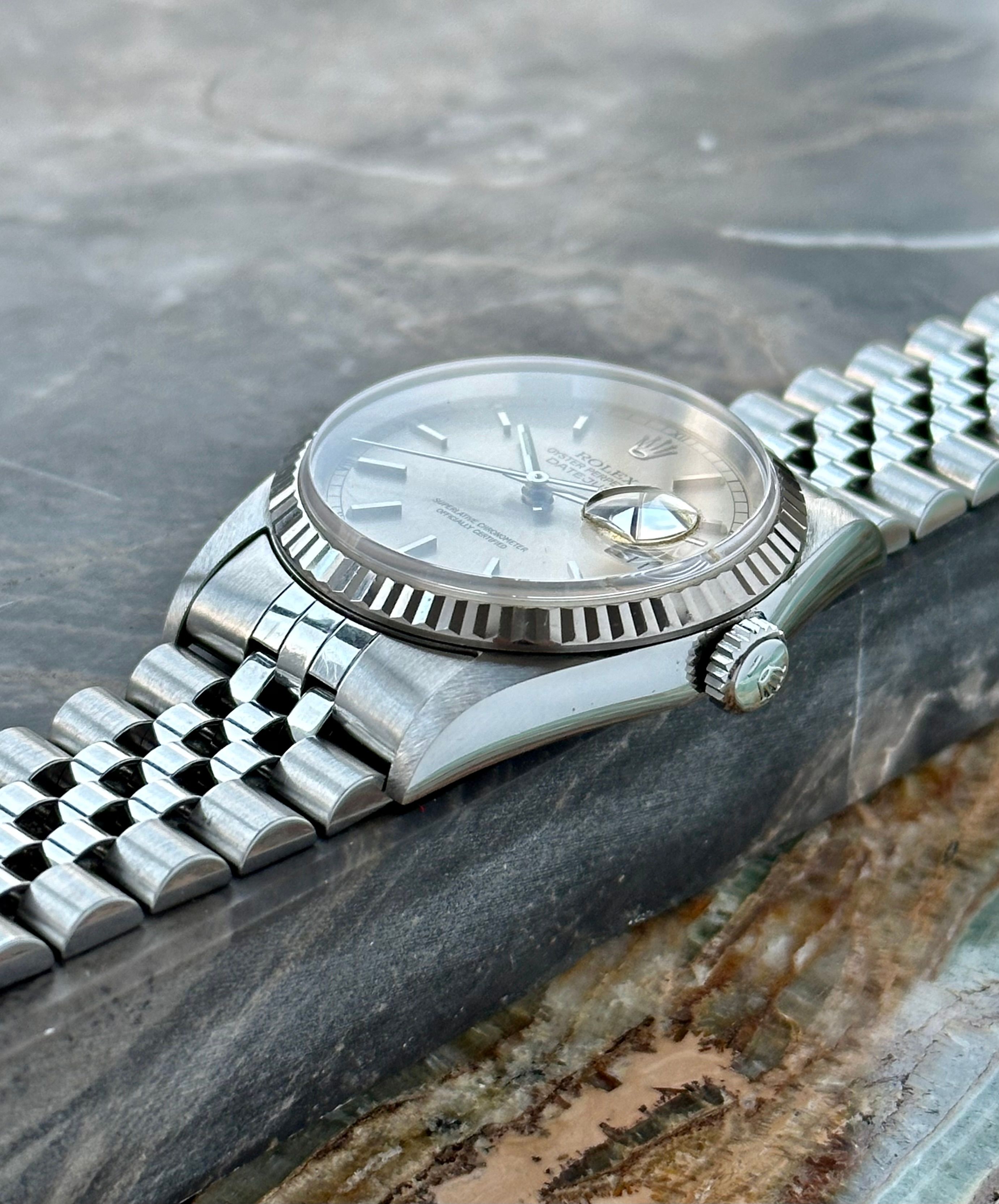 ROLEX 16234 箱のみ Rolex Datejust 16234 Silver 1993 with original box and papers