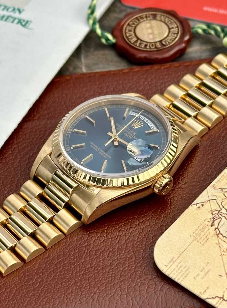 Image for Rolex Day-Date 18238 Blue 1990 with original box and papers