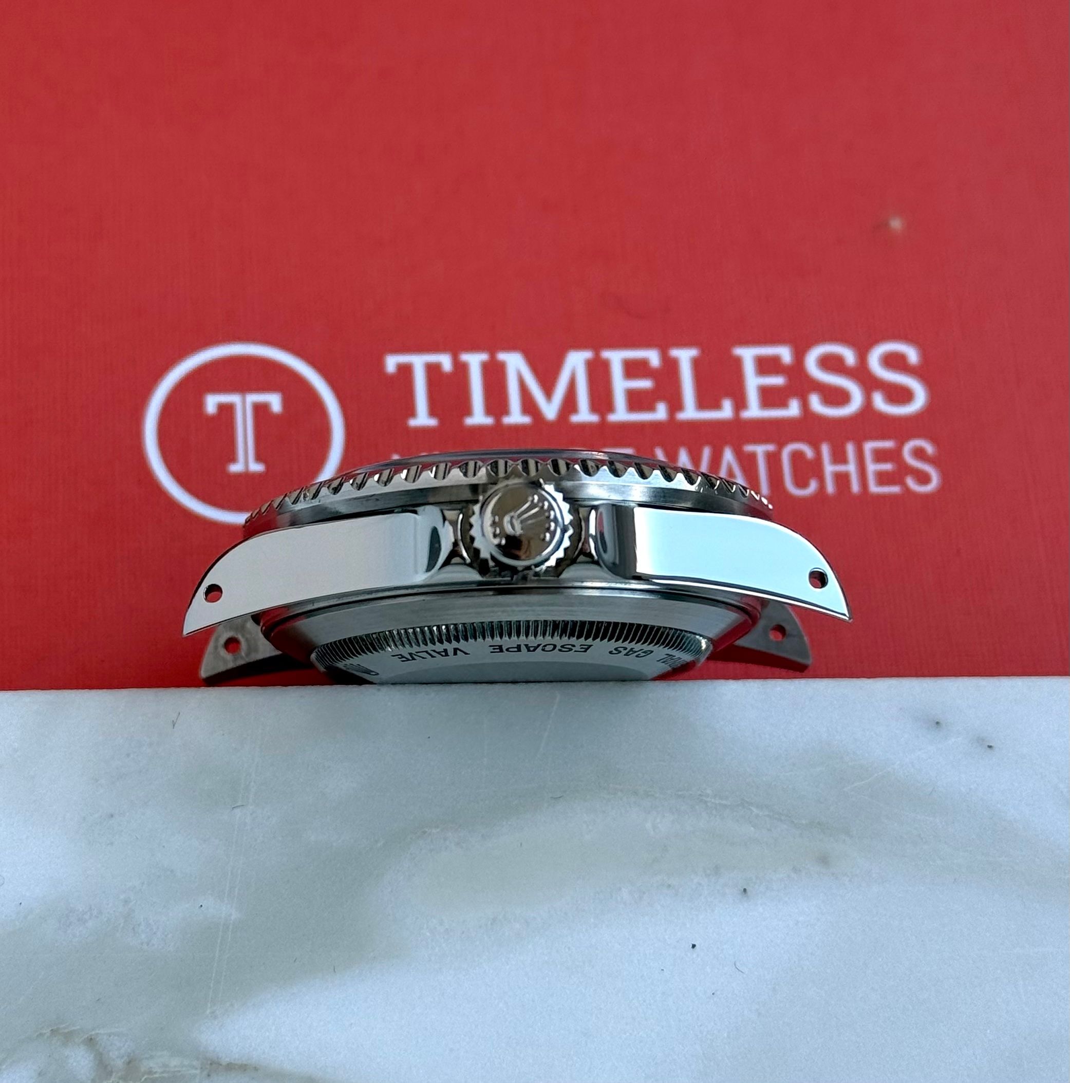 Rolex Sea-Dweller 16600 Black 1999 with original box and papers 2