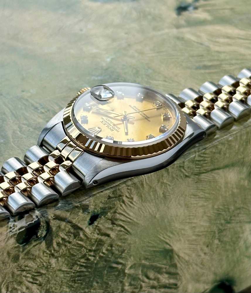 Image for Rolex Midsize Datejust "Diamond" 68273 Gold 1988 with original box and papers