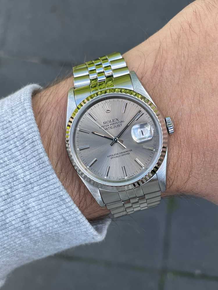 Wrist image for Rolex Datejust 16234 Grey 1990 with original box
