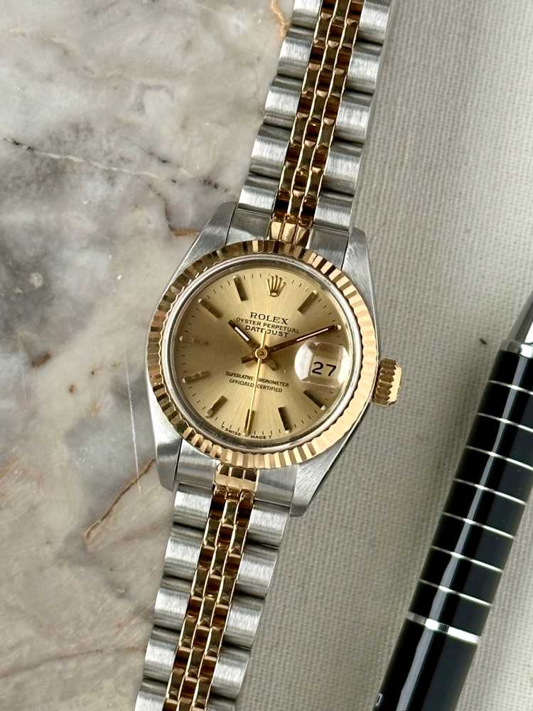 Featured image for Rolex Lady Datejust 69173 Gold 1991 with original box and papers 2