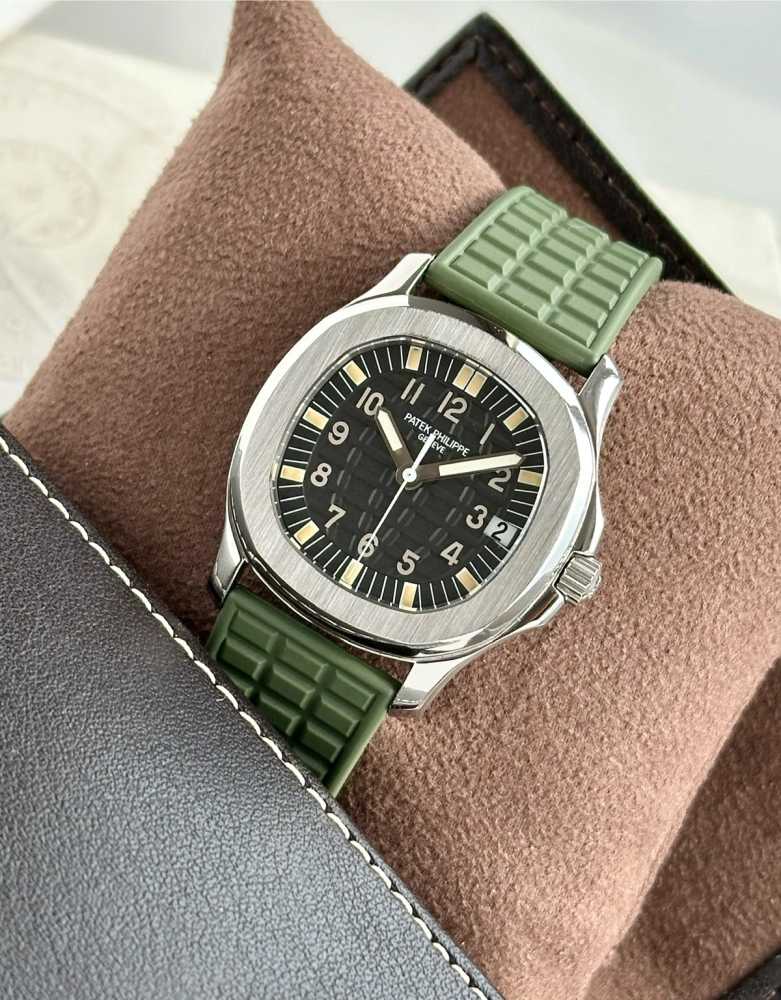 Image for Patek Philippe Aquanaut 5066 Black 1998 with original box and papers