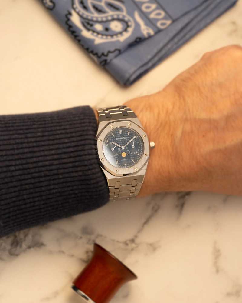 Wrist shot image for Audemars Piguet Royal Oak  25594ST "Day-Date + Moonphase" Grey 2005 with original box and papers