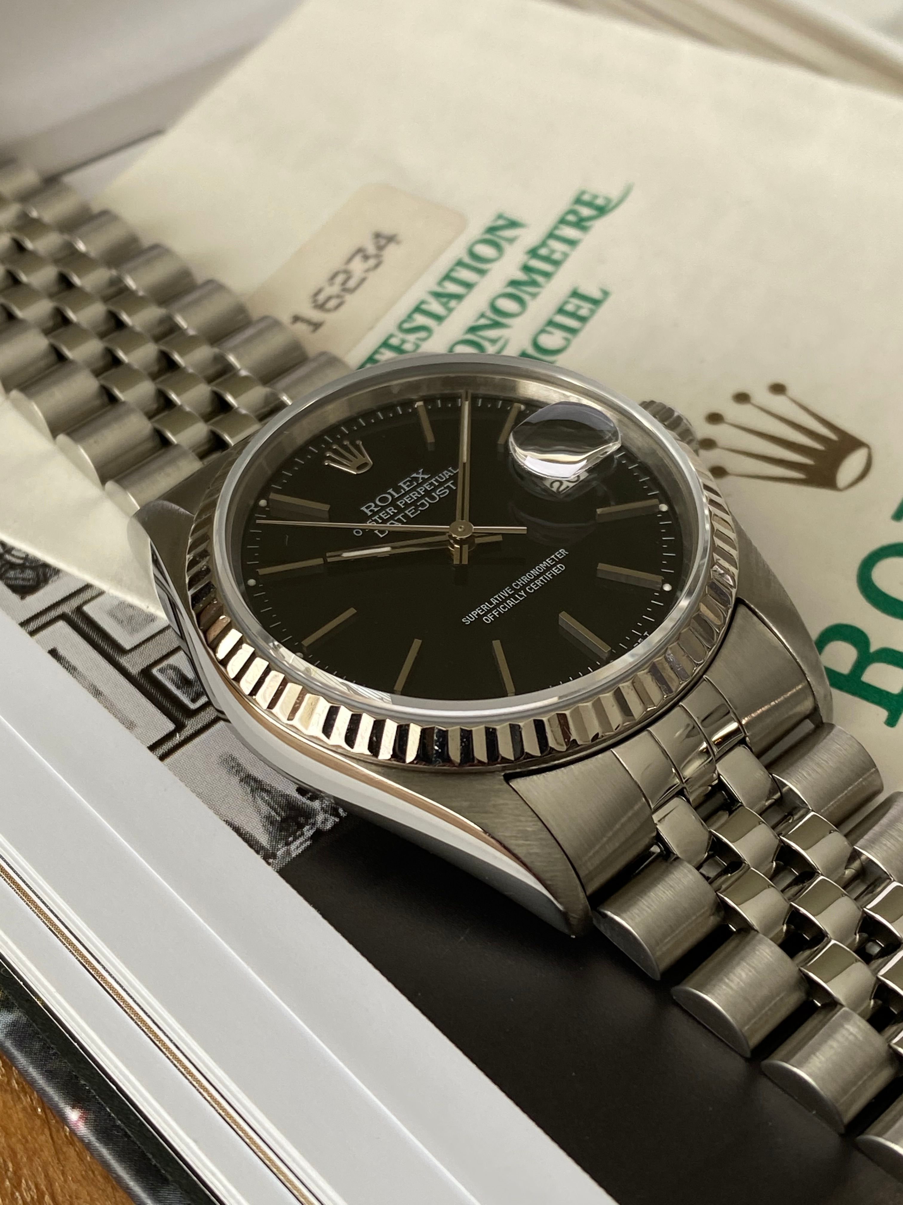 Rolex Datejust 16234 Black 1993 with original box and papers