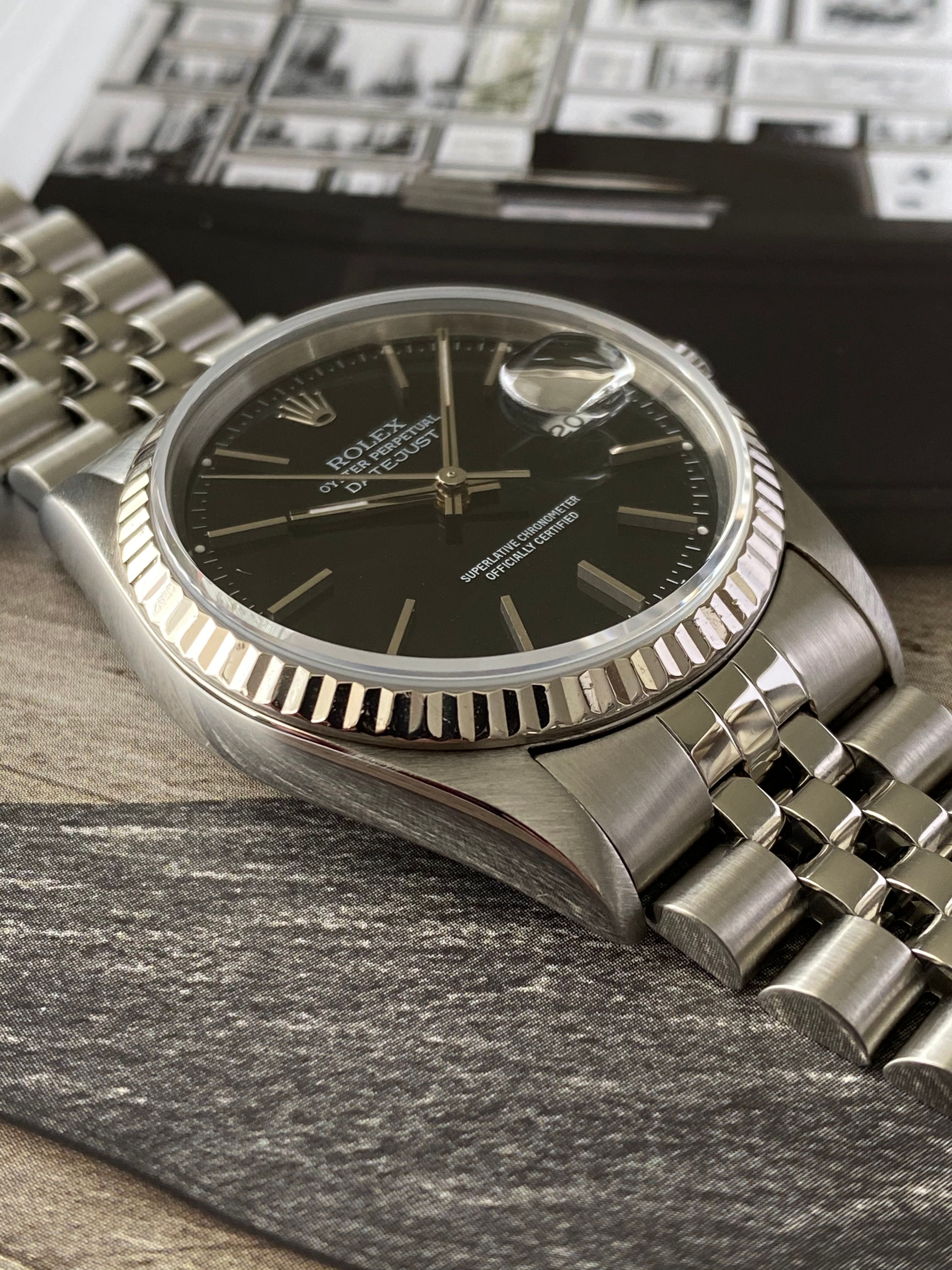 Rolex Datejust 16234 Black 1993 with original box and papers