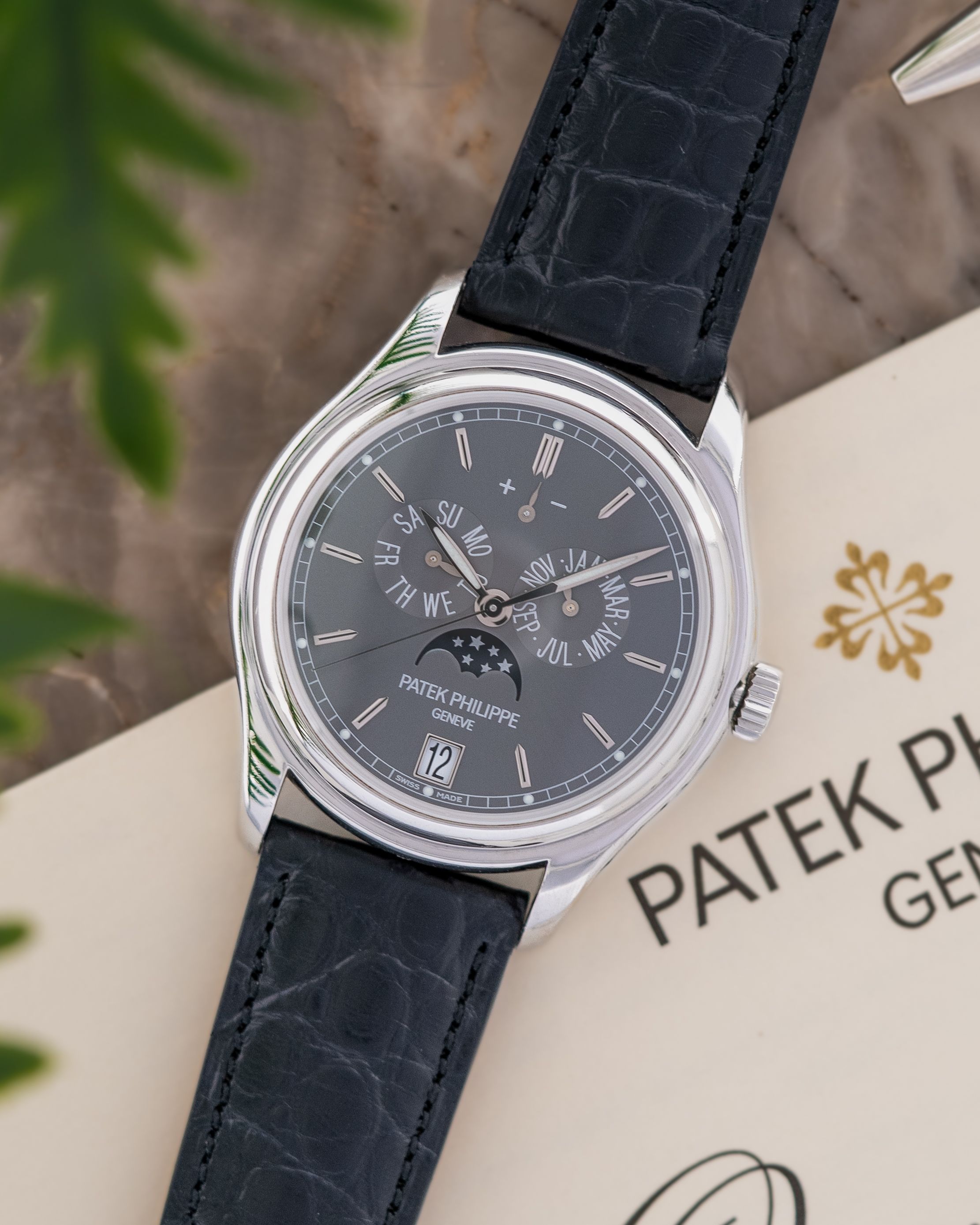 Patek Philippe Annual Calendar FULL SET 5146P Grey 2011 with