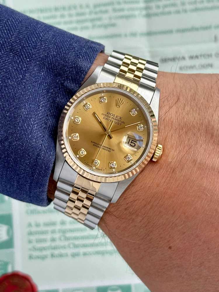 Rolex Datejust Ref 16233G Champagne Diamond Dial 18K Yellow 