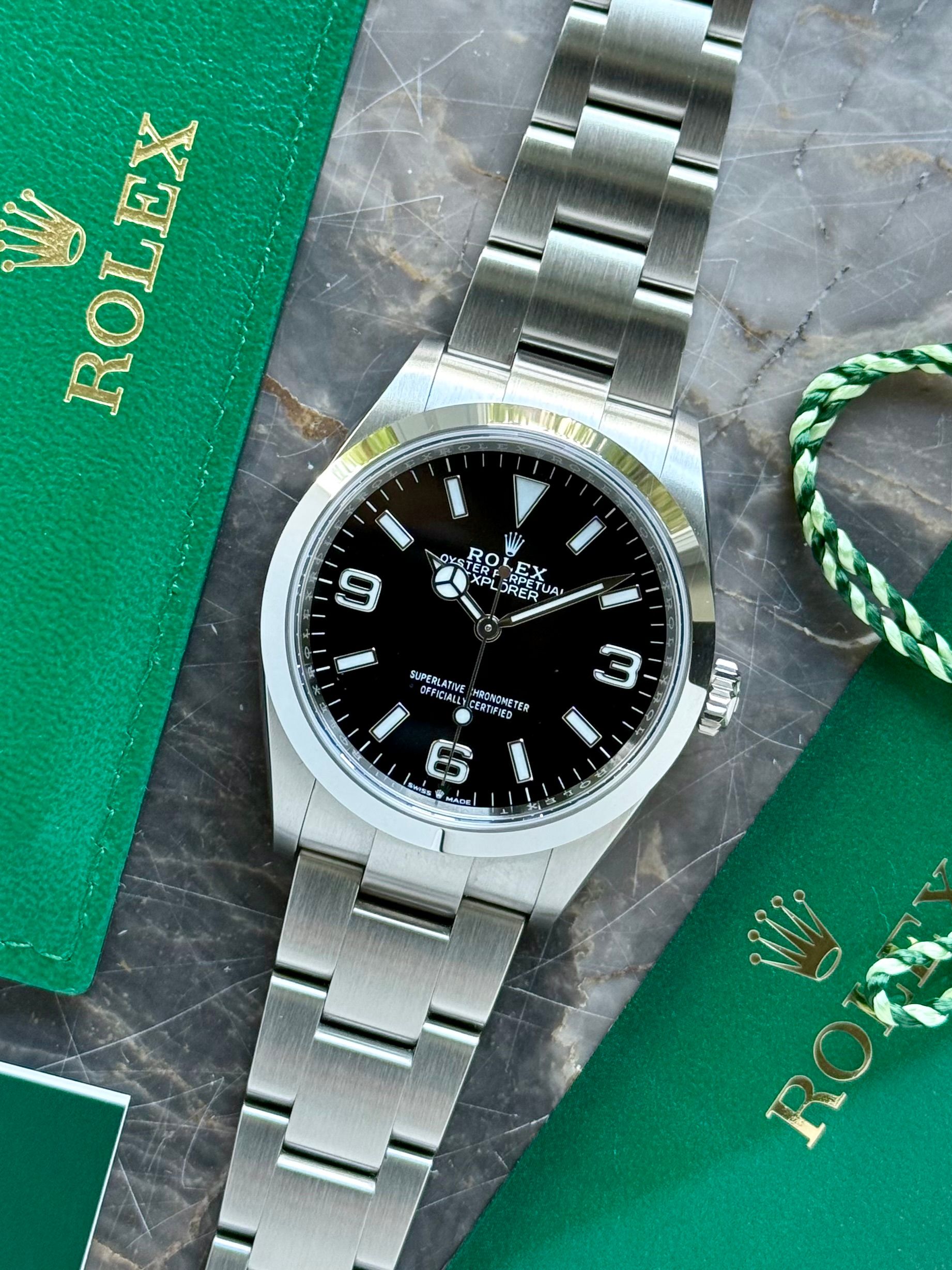 Rolex Explorer 124270 Black 2024 with original box and papers