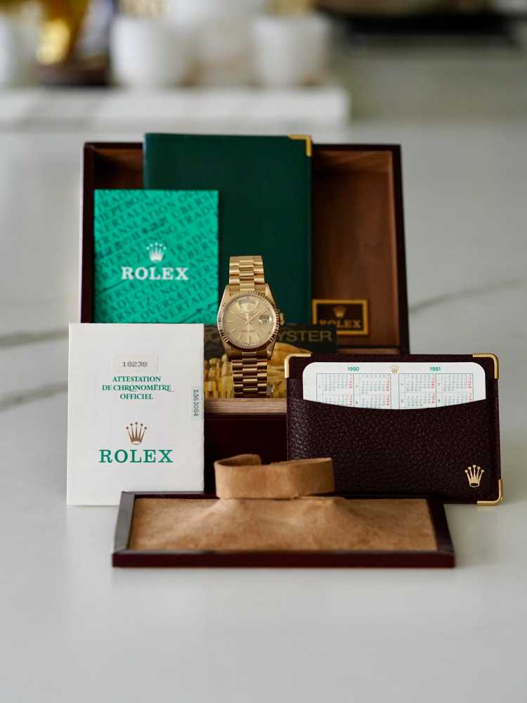 Wrist image for Rolex Day-Date 'President' 18238 Gold 1989 with original box and papers