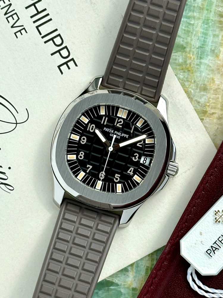 Featured image for Patek Philippe Aquanaut 5065 Black 2006 with original box and papers