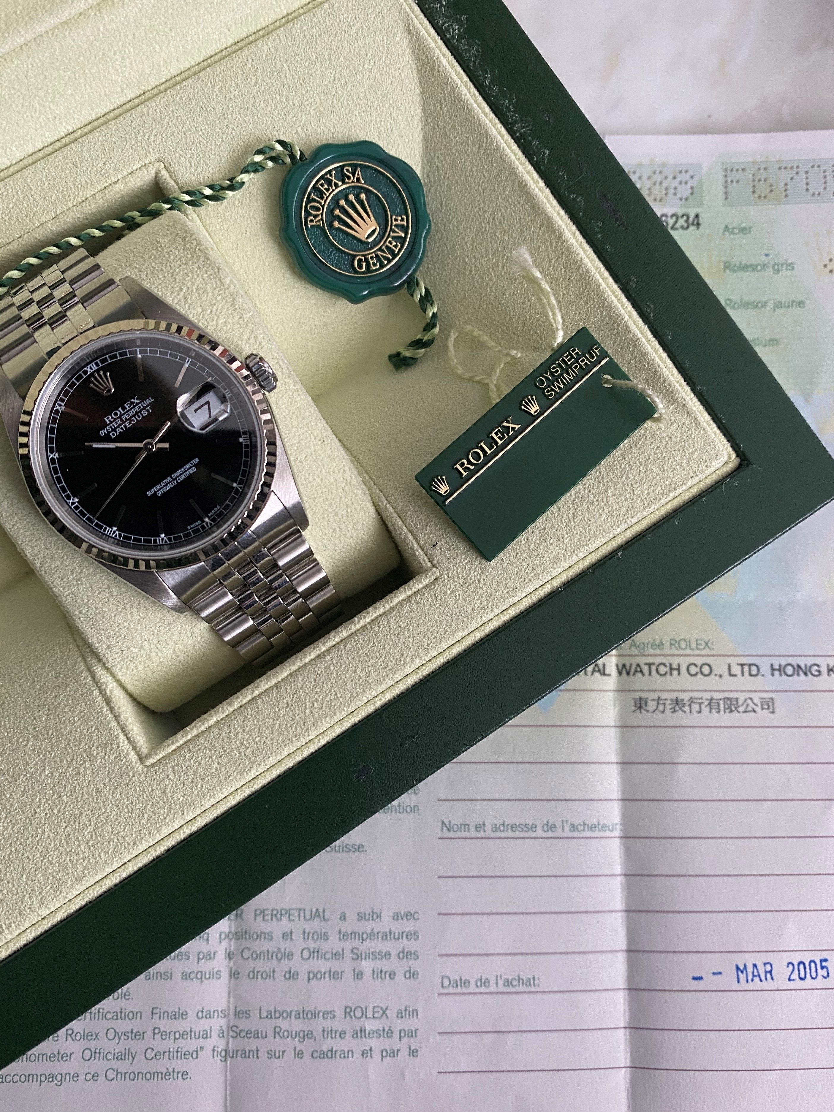 Rolex Datejust 16234 Black 2004 with original box and papers