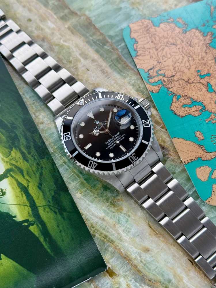 Image for Rolex Submariner 16610 Black 1995 with original box and papers