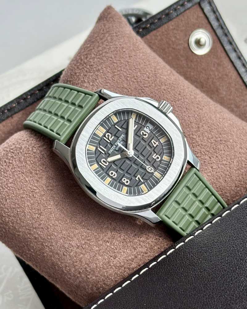 Image for Patek Philippe Aquanaut 5066 Black 1998 with original box and papers