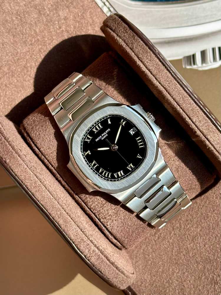 Image for Patek Philippe Nautilus 3800 Black 2002 with original box and papers