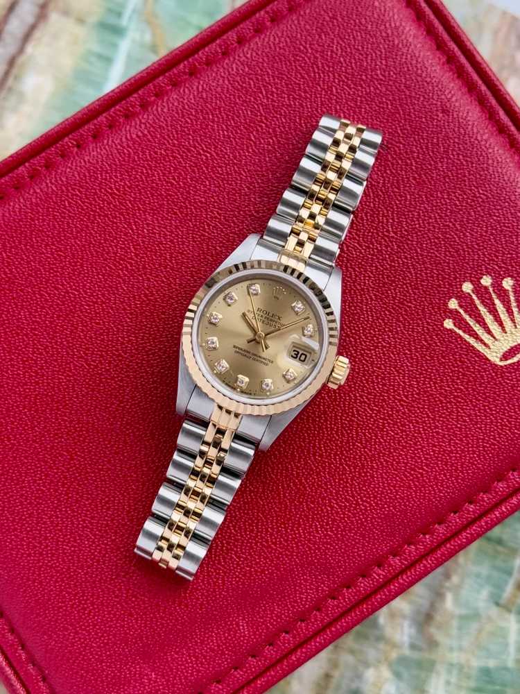 Wrist shot image for Rolex Lady-Datejust "Diamond" 69173 Gold 1997 with original box and papers