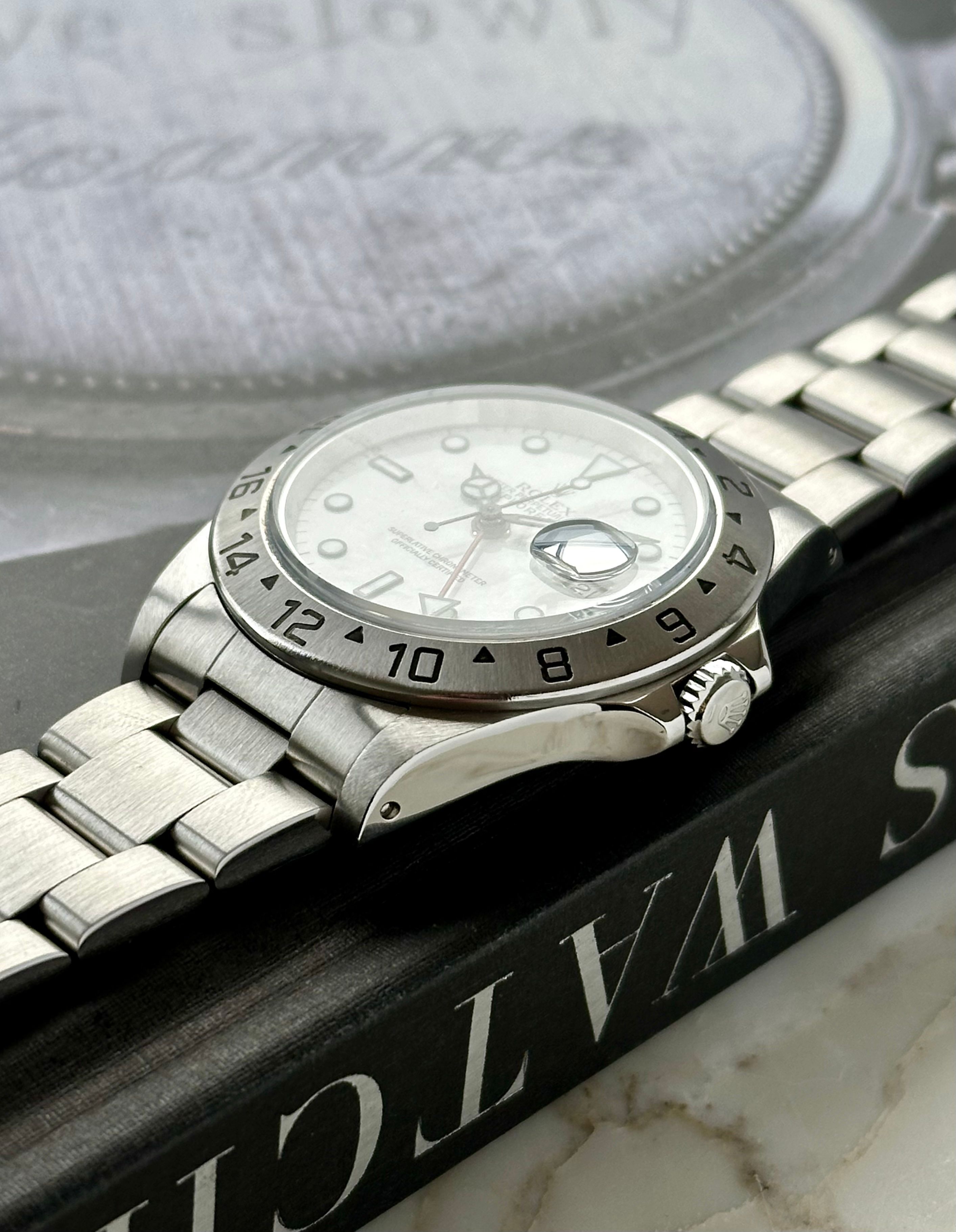 Rolex Explorer 2 16570 White 1999