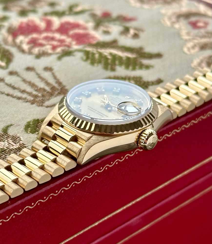 Image for Rolex Lady-Datejust "Diamond" 69178G Gold 1993 with original box and papers 2