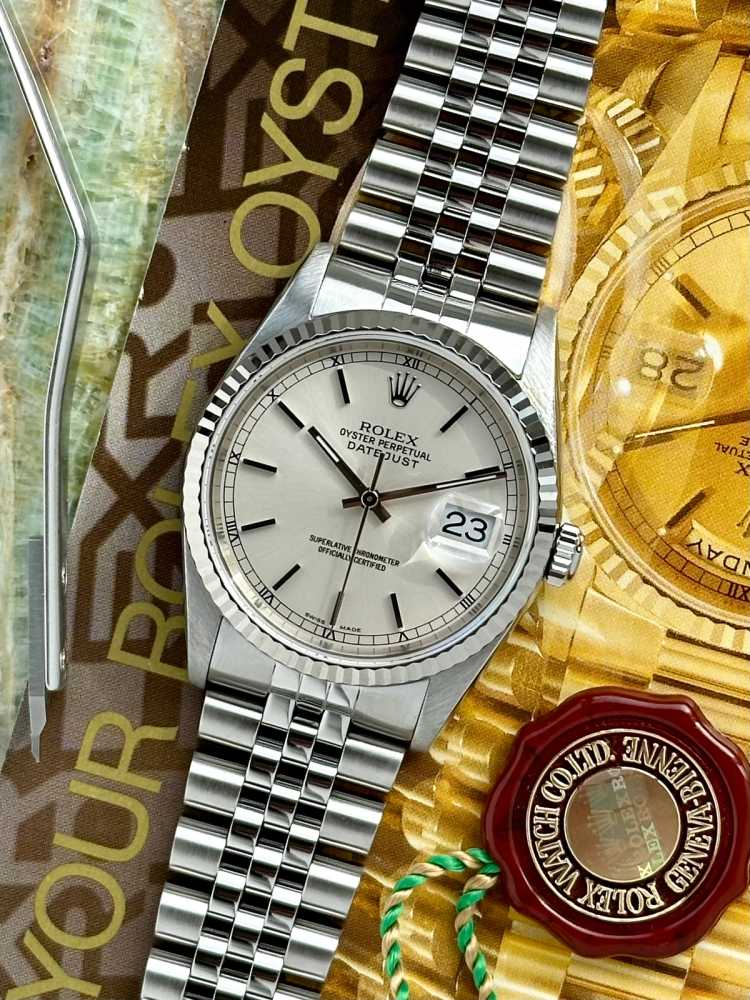 Featured image for Rolex Datejust 16234 Silver 2000 with original box and papers 3