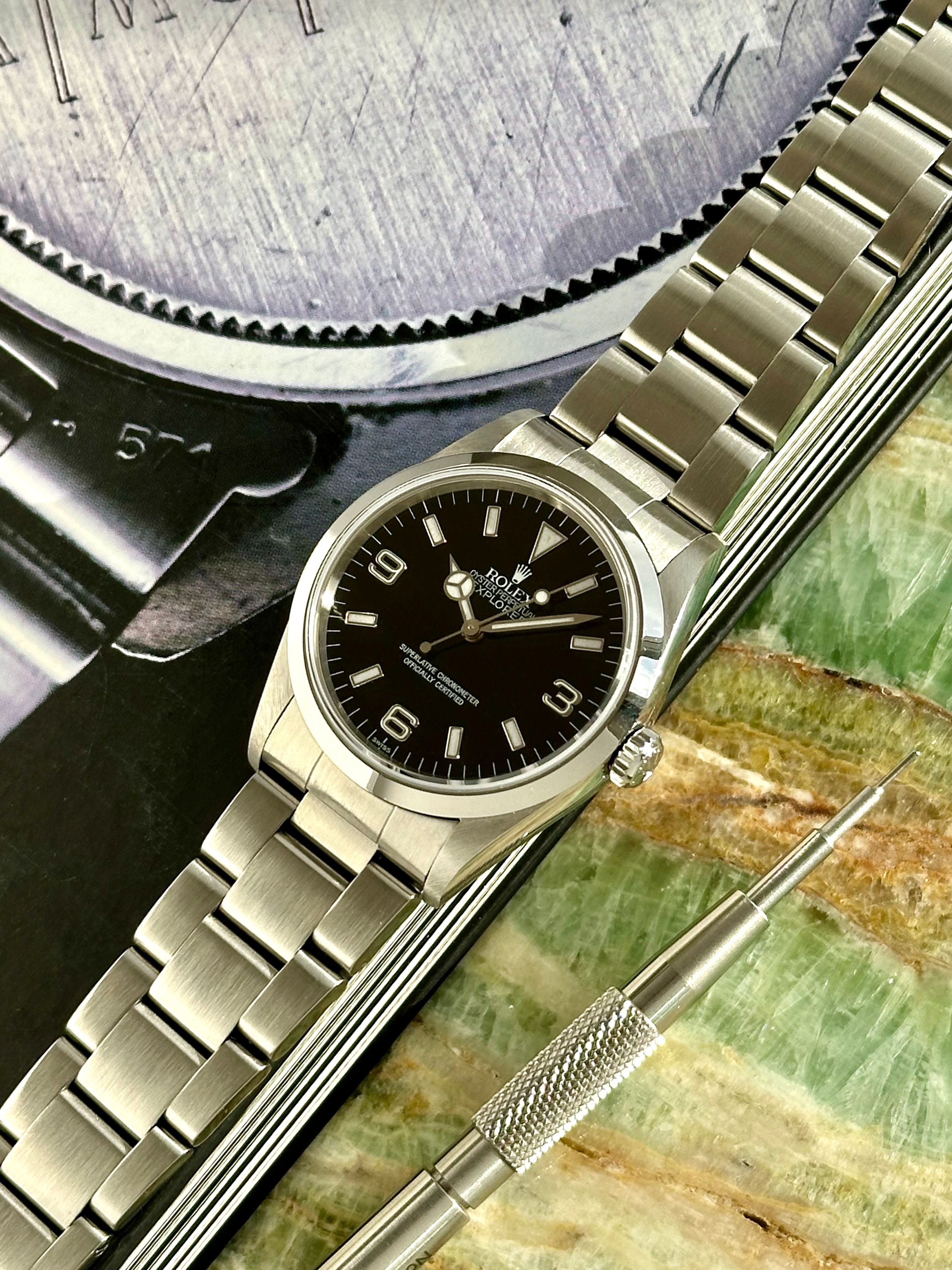 Rolex Explorer 1 14270 Black 1999 with original box and papers 4