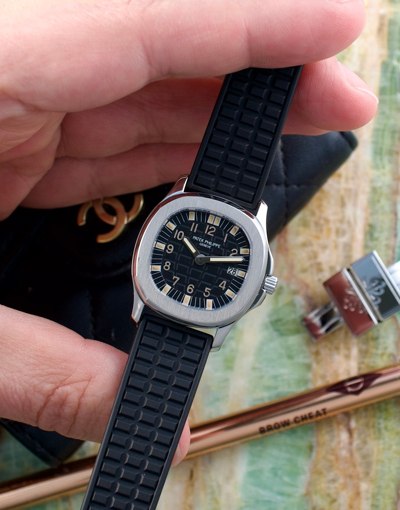 PATEK PHILIPPE タイプ　 ブラックレザーベルト C33艶あり Patek Philippe Aquanaut 