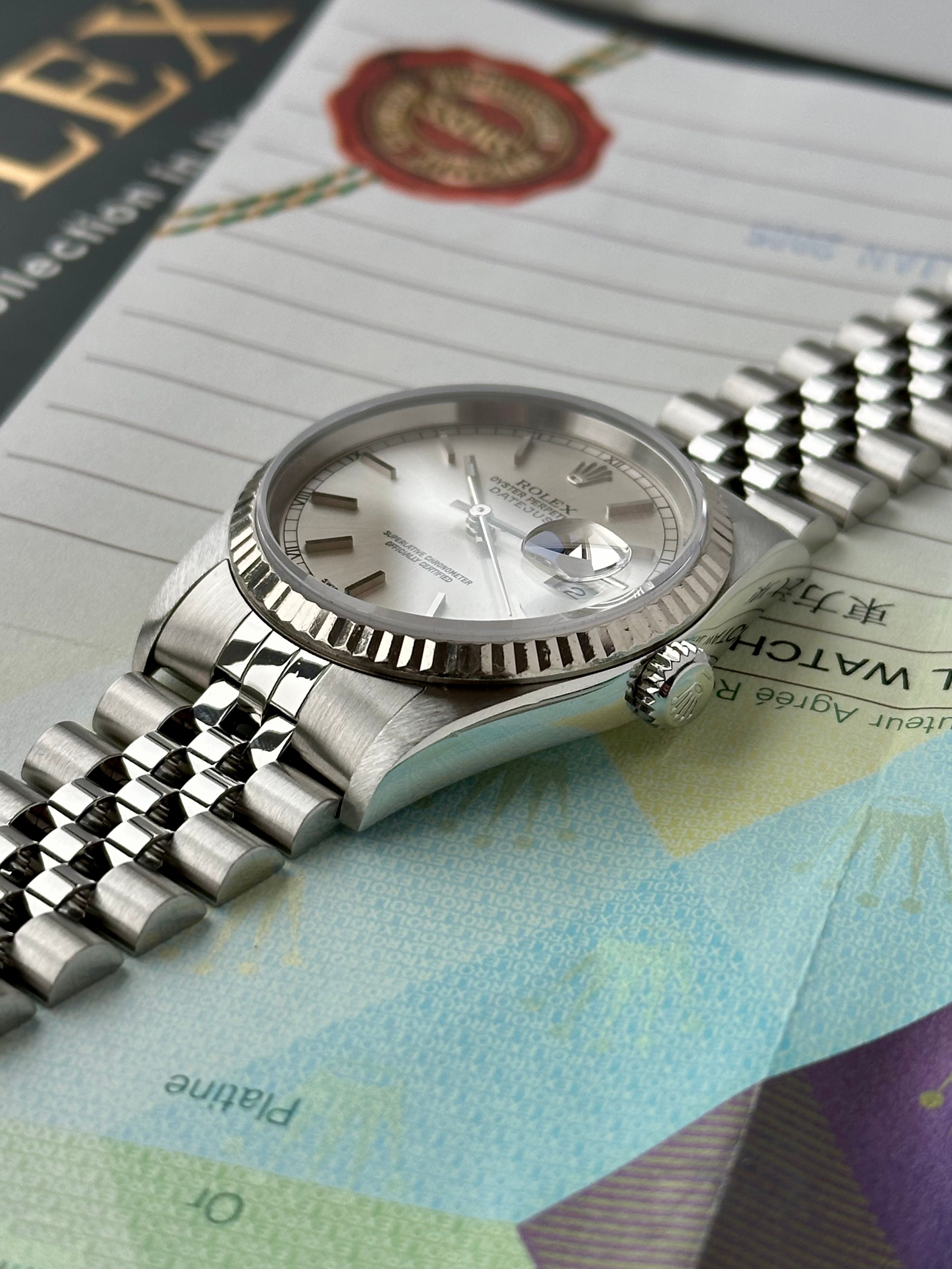 Rolex Datejust 16234 Silver 2004 with original box and papers