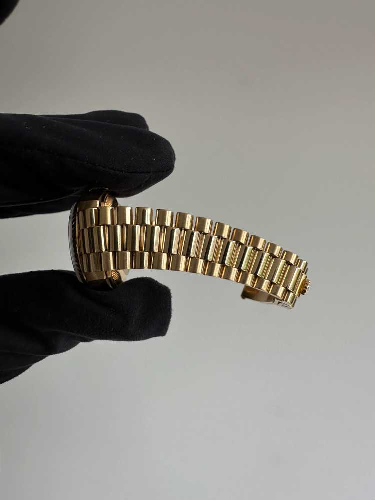 Image for Rolex Lady-Datejust "Diamond" 69178G Gold 1993 