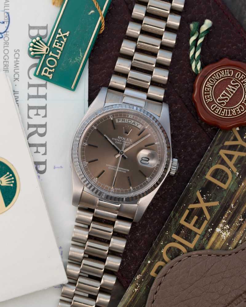 Featured image for Rolex Day-Date 18039 Grey 1982 with original box and papers