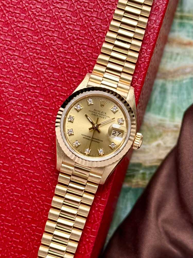 Featured image for Rolex Lady-Datejust "Diamond" 69178 Gold 1989 with original box and papers