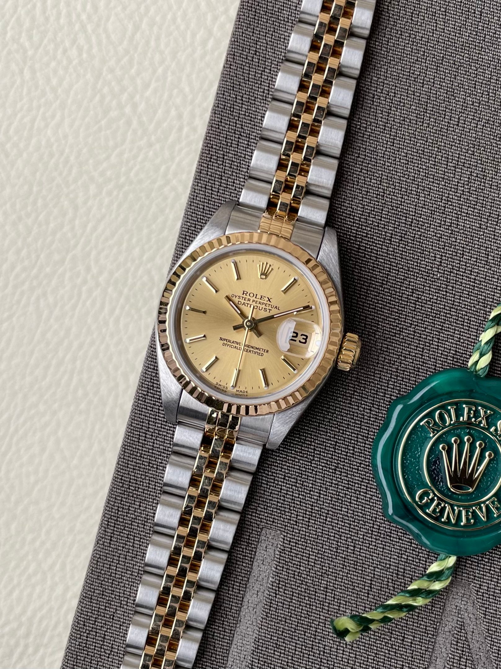 Rolex Lady Datejust 79173 Gold 2002 with original box and papers