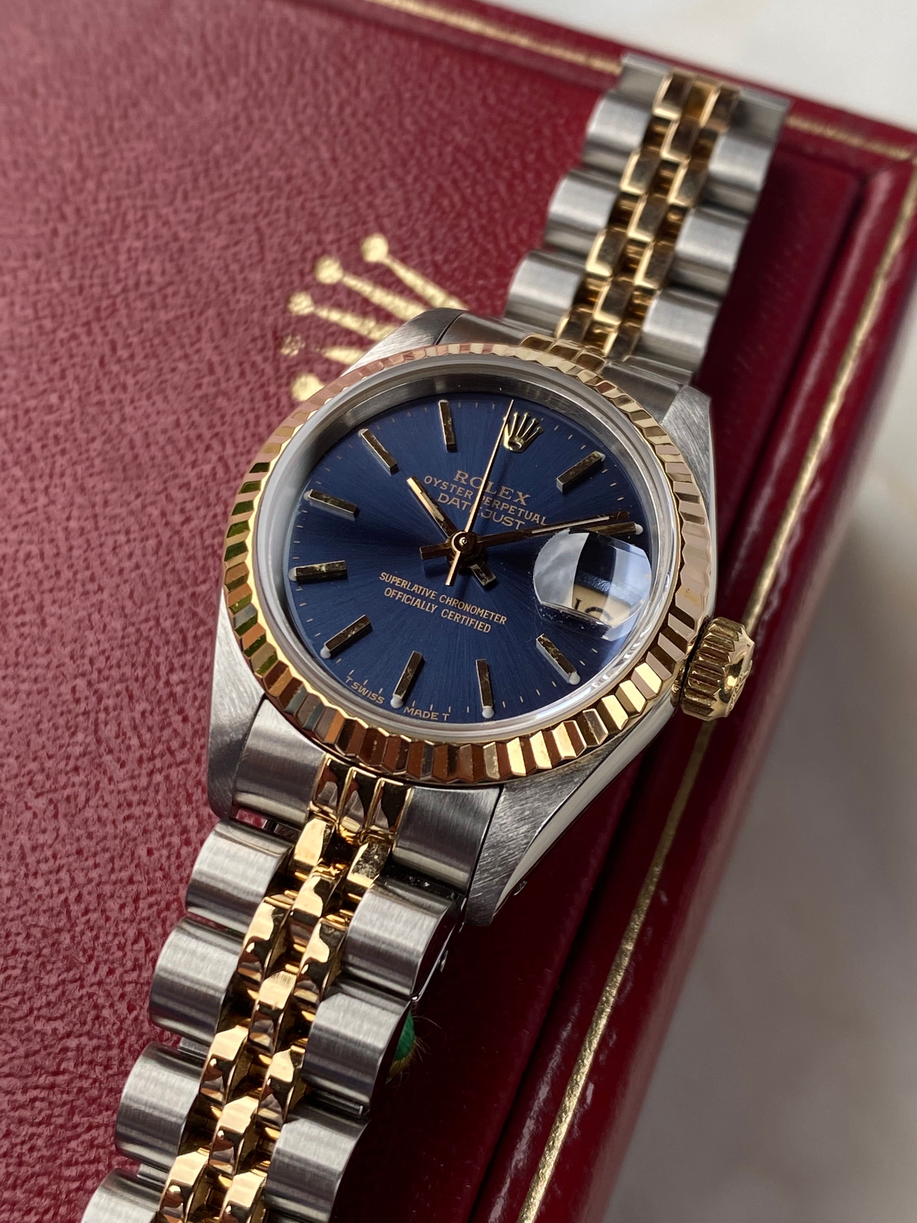 【純正品】ROLEX Datejust ゴールドダイヤル　69173 28mm Rolex Lady Datejust 69173 Gold 1988 with original box and papers