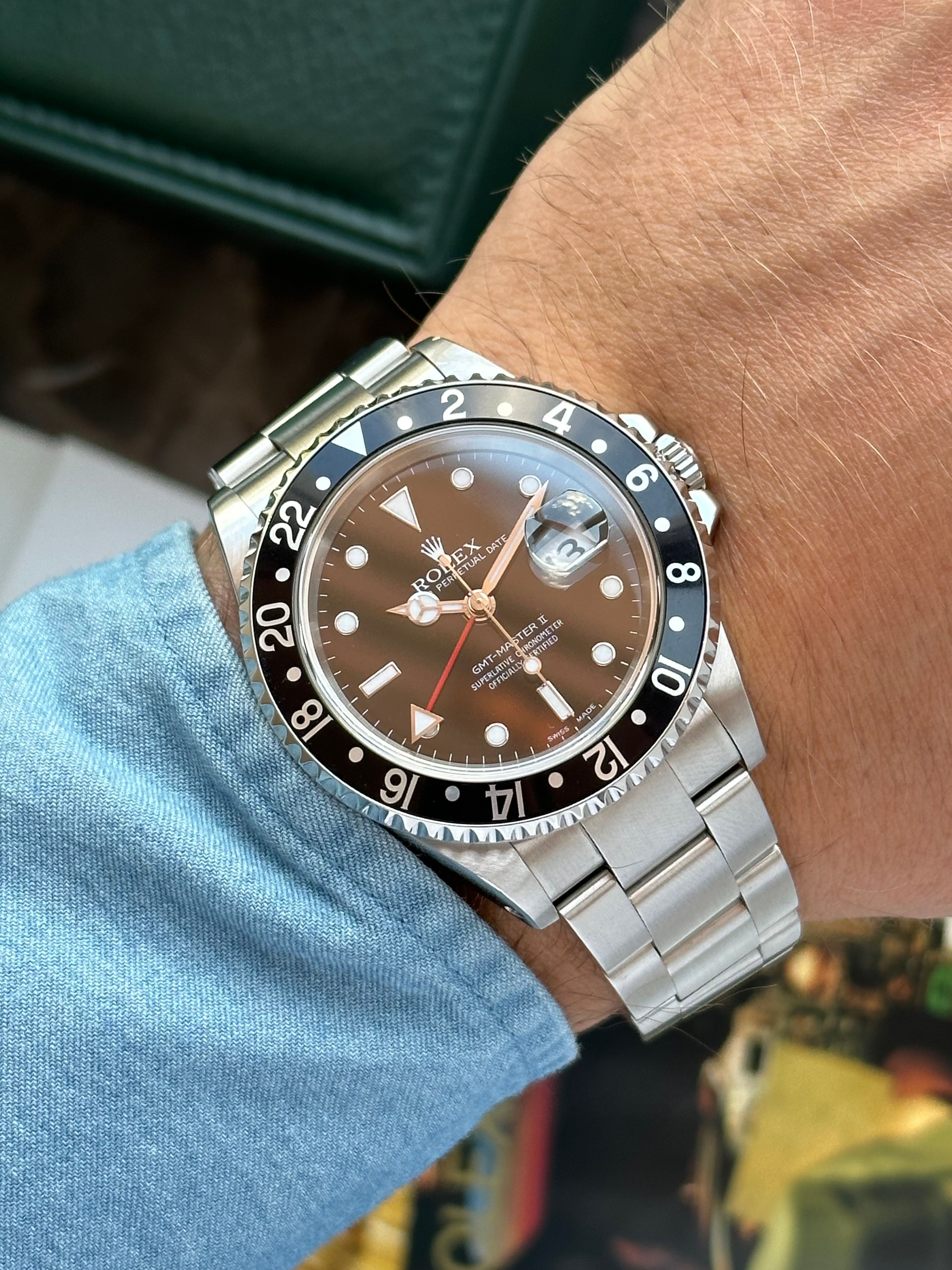 Rolex GMT-Master II 16710 Black 1999 with original box and papers