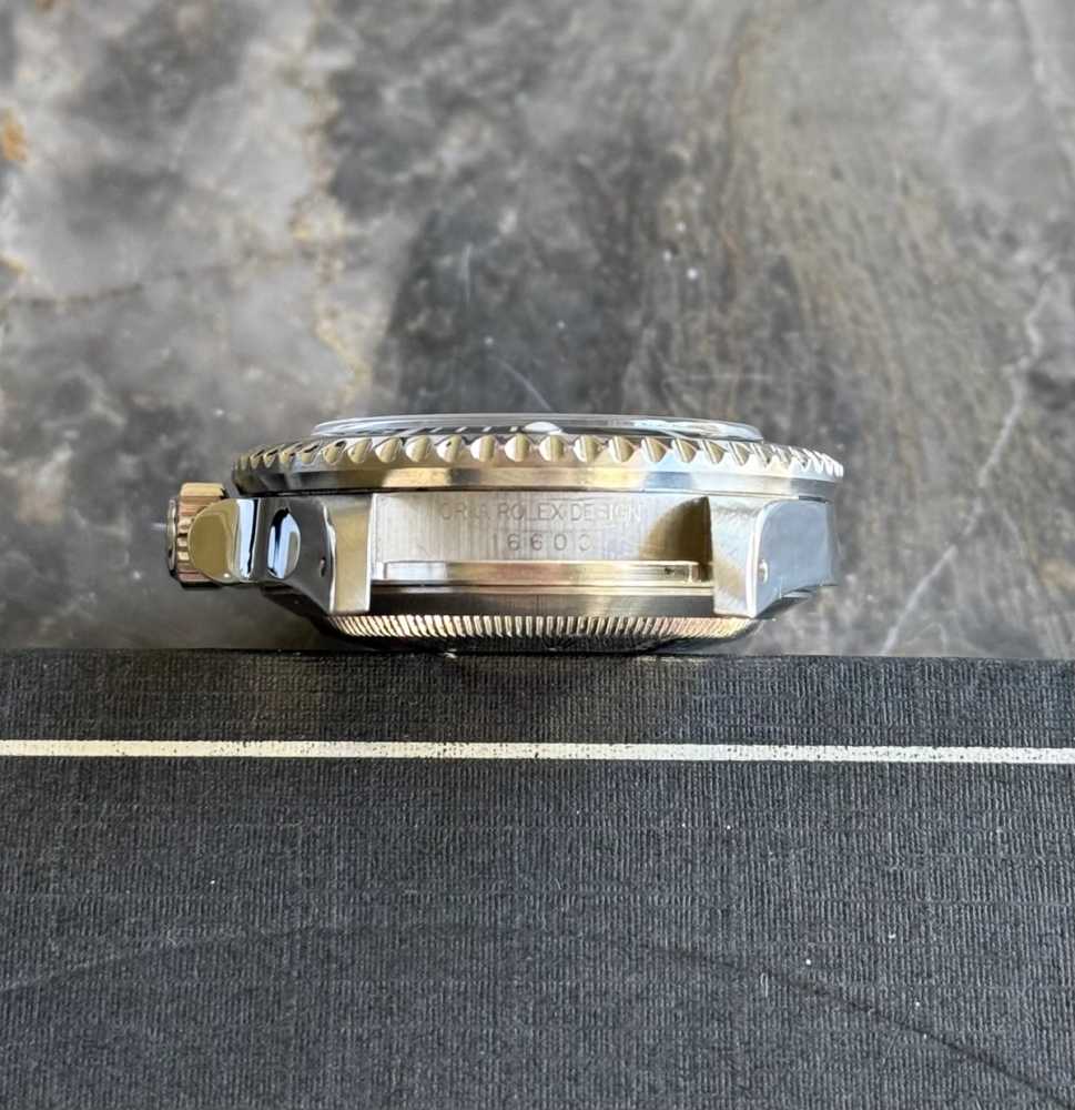 Image for Rolex Sea-Dweller 16600 Black 1999 with original box and papers 3