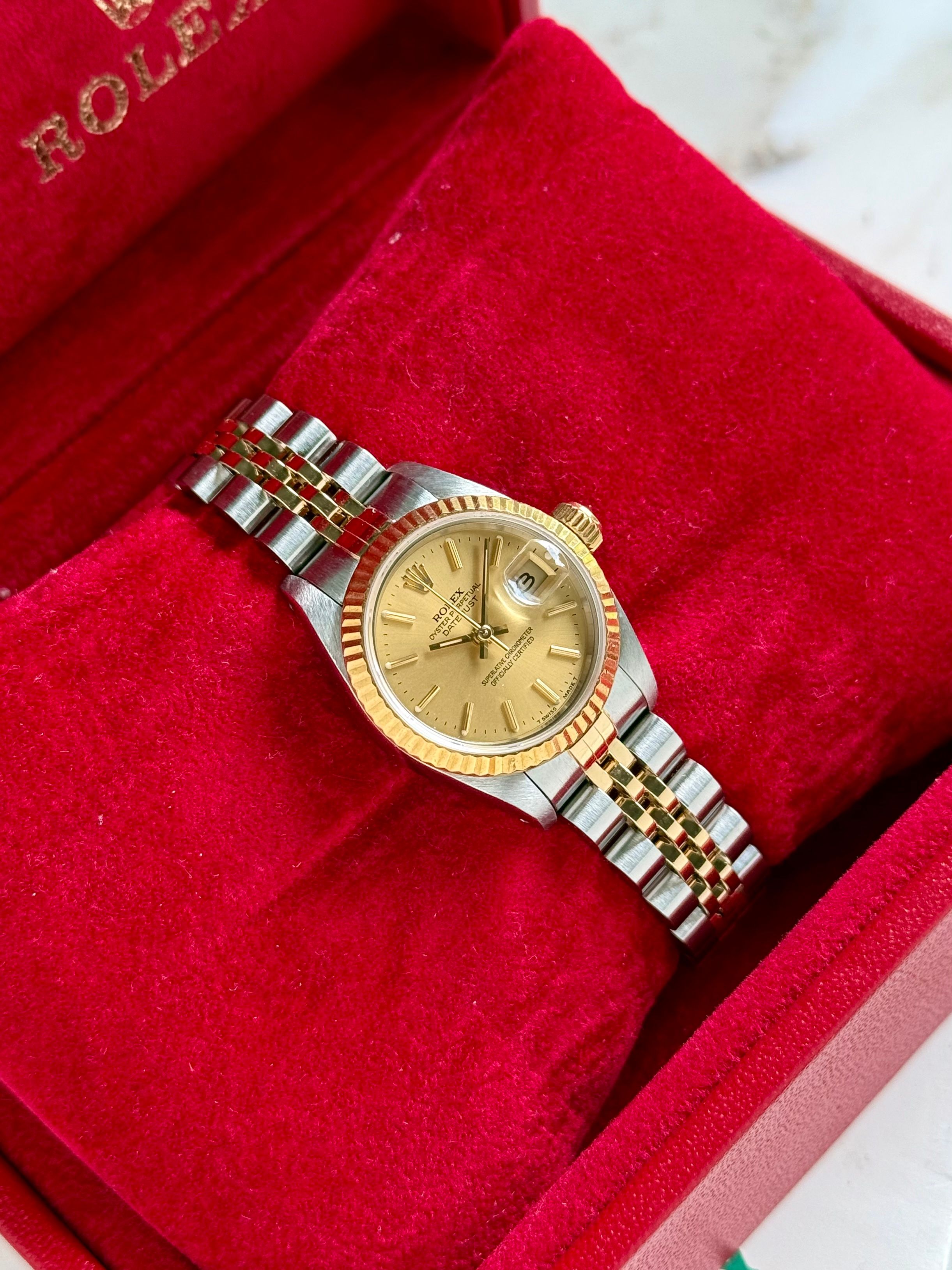 Rolex Lady-Datejust 69173 Gold 1991 with original box and papers