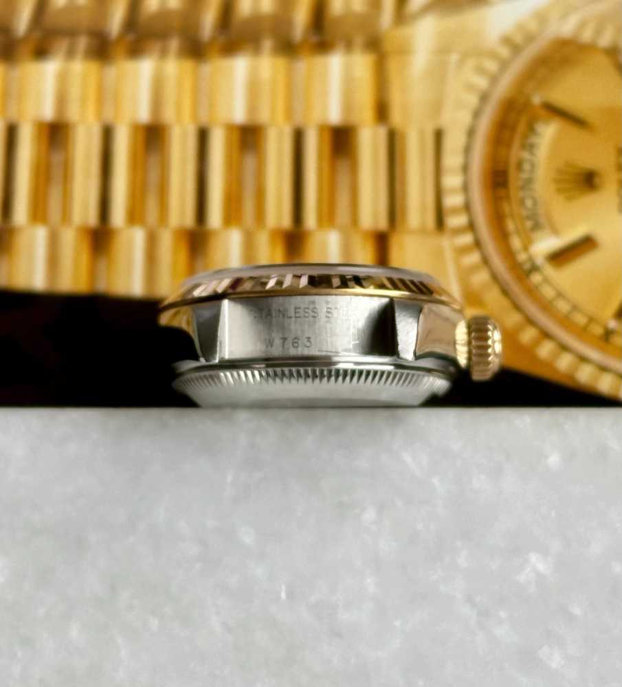 Image for Rolex Lady-Datejust "Diamond" 69173G Gold 1995 with original box and papers 3