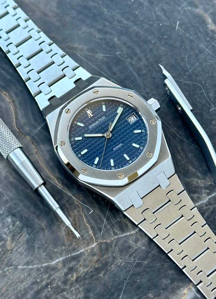 Image for Rolex Royal Oak "Cosmos Blue" 14790 Blue 2001 