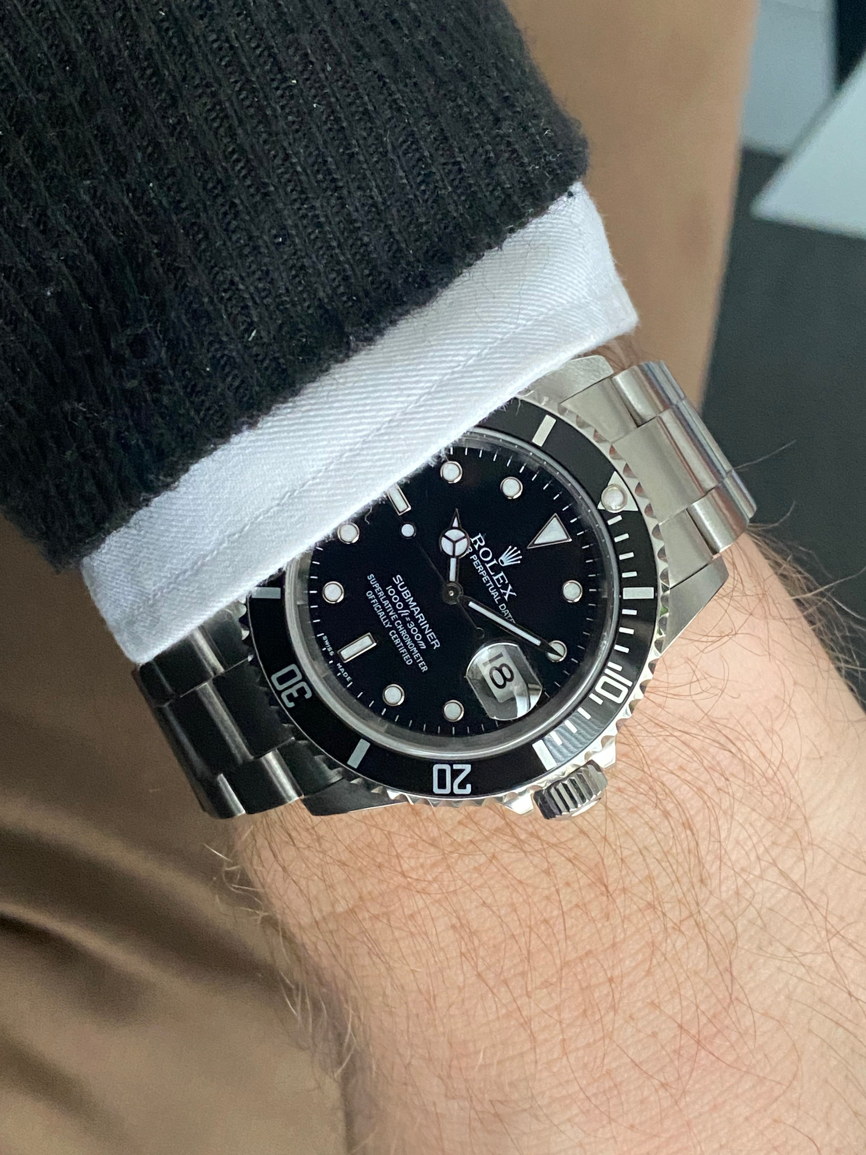 rolex submariner 16610 on wrist