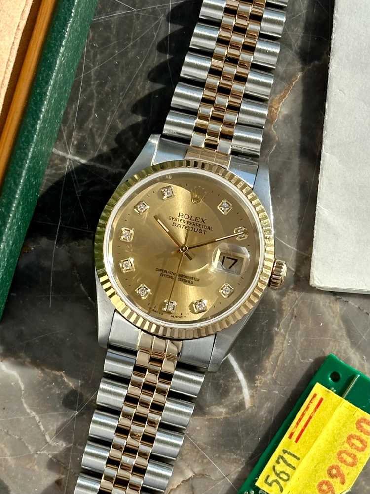 Featured image for Rolex Datejust "Diamond" 16233 Gold 1995 with original box and papers