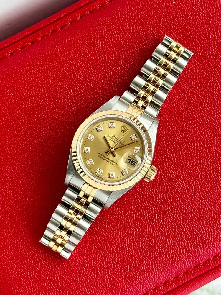 Wrist image for Rolex Lady-Datejust "Diamond" 79173G Gold 1999 with original box and papers 2